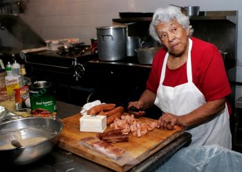 Leah Chase, legendary queen of Creole cuisine, dies at 96