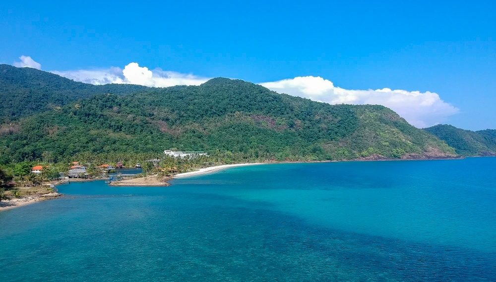 American hotel guest in legal trouble in Thailand over negative hotel reviews