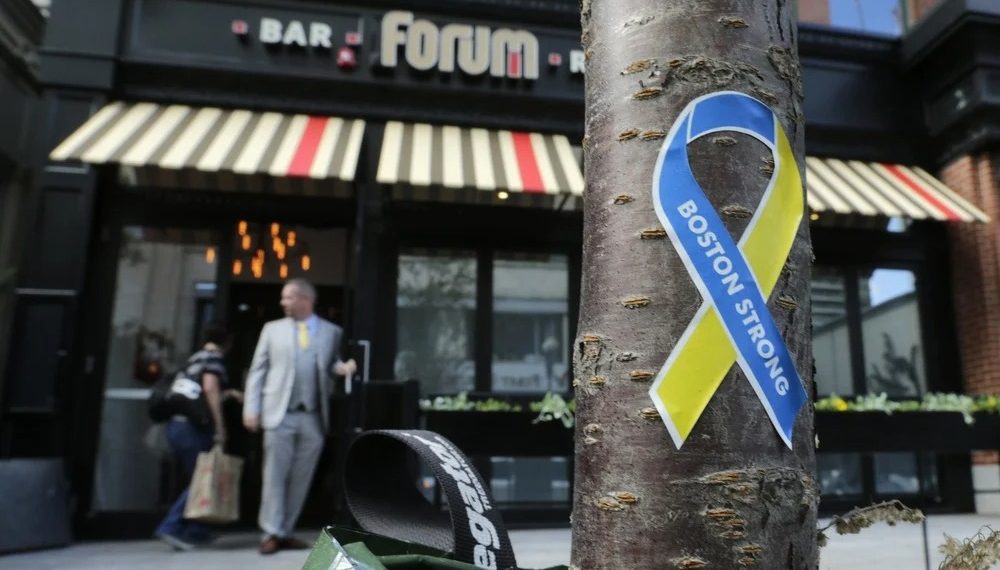 Restaurant at epicenter of Boston Marathon bombings reopens