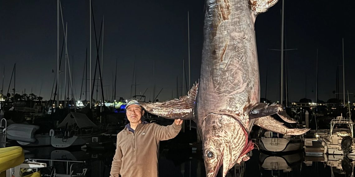 San Diego angler breaks California record with catch of 666-pound swordfish